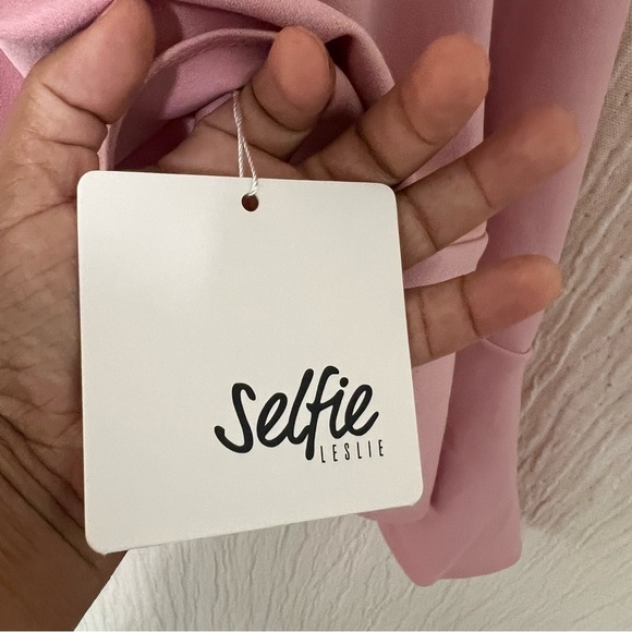 Selfie Leslie Blush Ruffle Sleeve Dress size XS - Picture 7 of 10